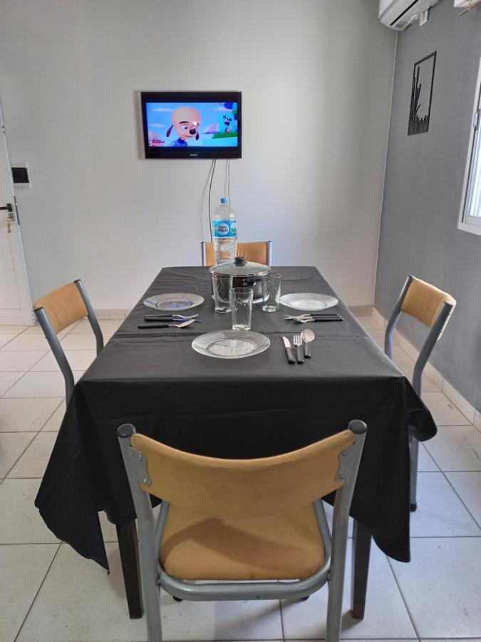Apartament Departamentos Temporarios Raul B. Diaz Santa Rosa  Zewnętrze zdjęcie