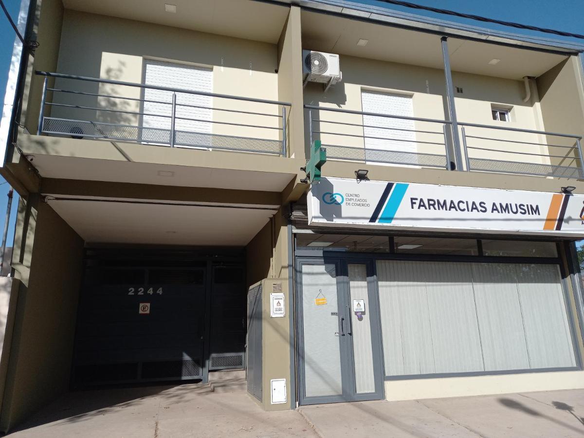 Apartament Departamentos Temporarios Raul B. Diaz Santa Rosa  Zewnętrze zdjęcie