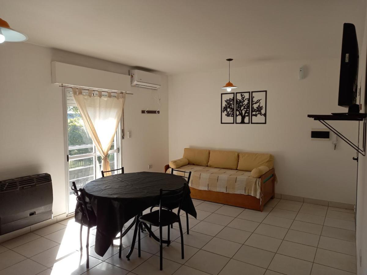 Apartament Departamentos Temporarios Raul B. Diaz Santa Rosa  Zewnętrze zdjęcie